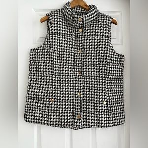 Charter Club - houndstooth zip/button vest - size large